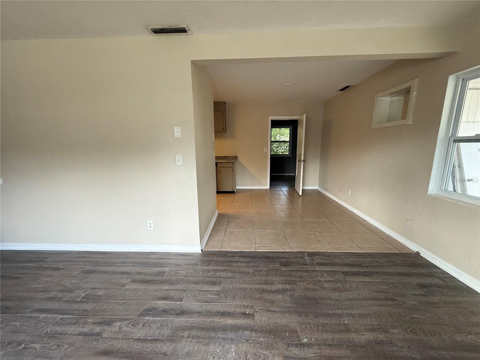 127 W PALMETTO AVENUE