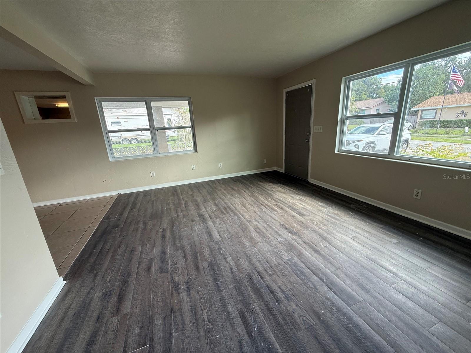 127 W PALMETTO AVENUE