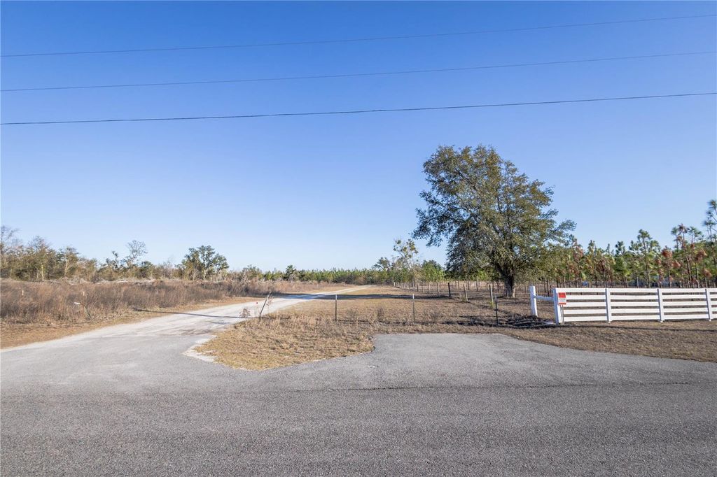 Photo of SE Rogers Sink Road, Madison, FL 32340 (MLS # OM717679)