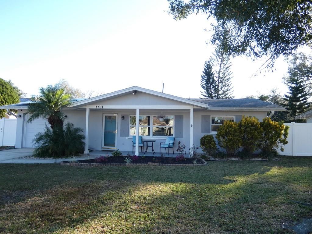 Photo of 1751 El Trinidad Drive E, Clearwater, FL 33759 (MLS # W7882364)