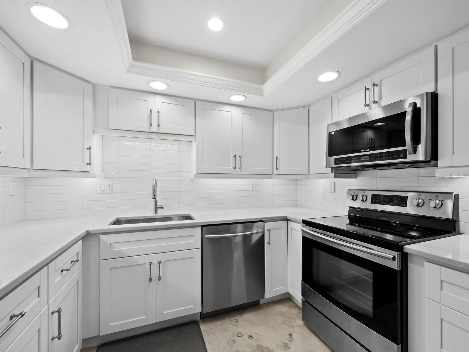 SEAPLACE I - Residential