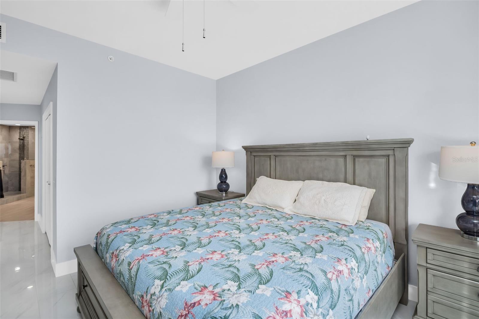 SIGNATURE PLACE CONDO - Residential