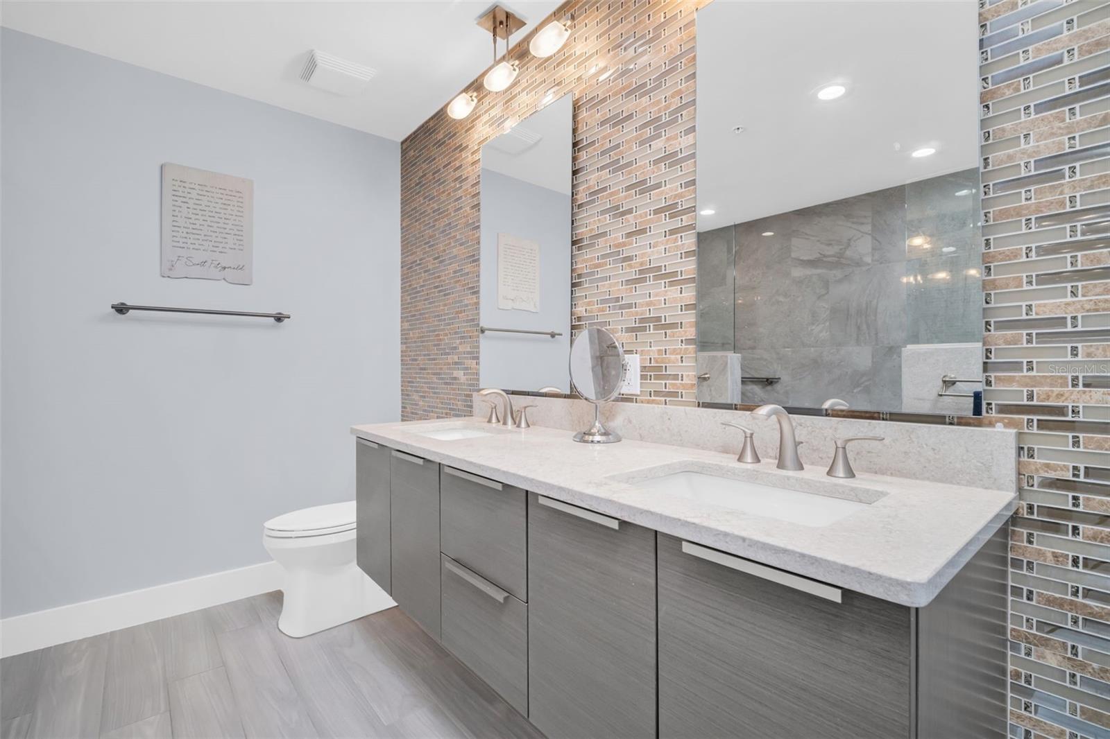 SIGNATURE PLACE CONDO - Residential