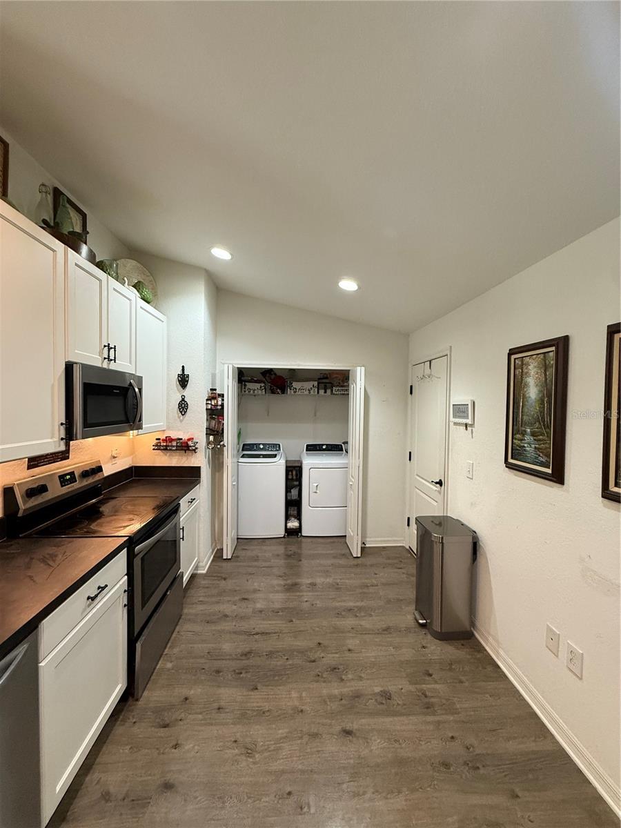 CENTRAL POINTE - Residential