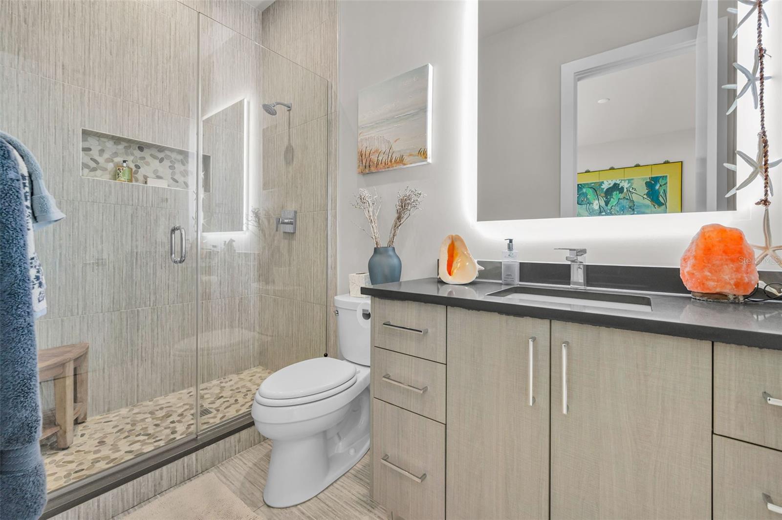 YACHT CLUB ESTATES - Residential