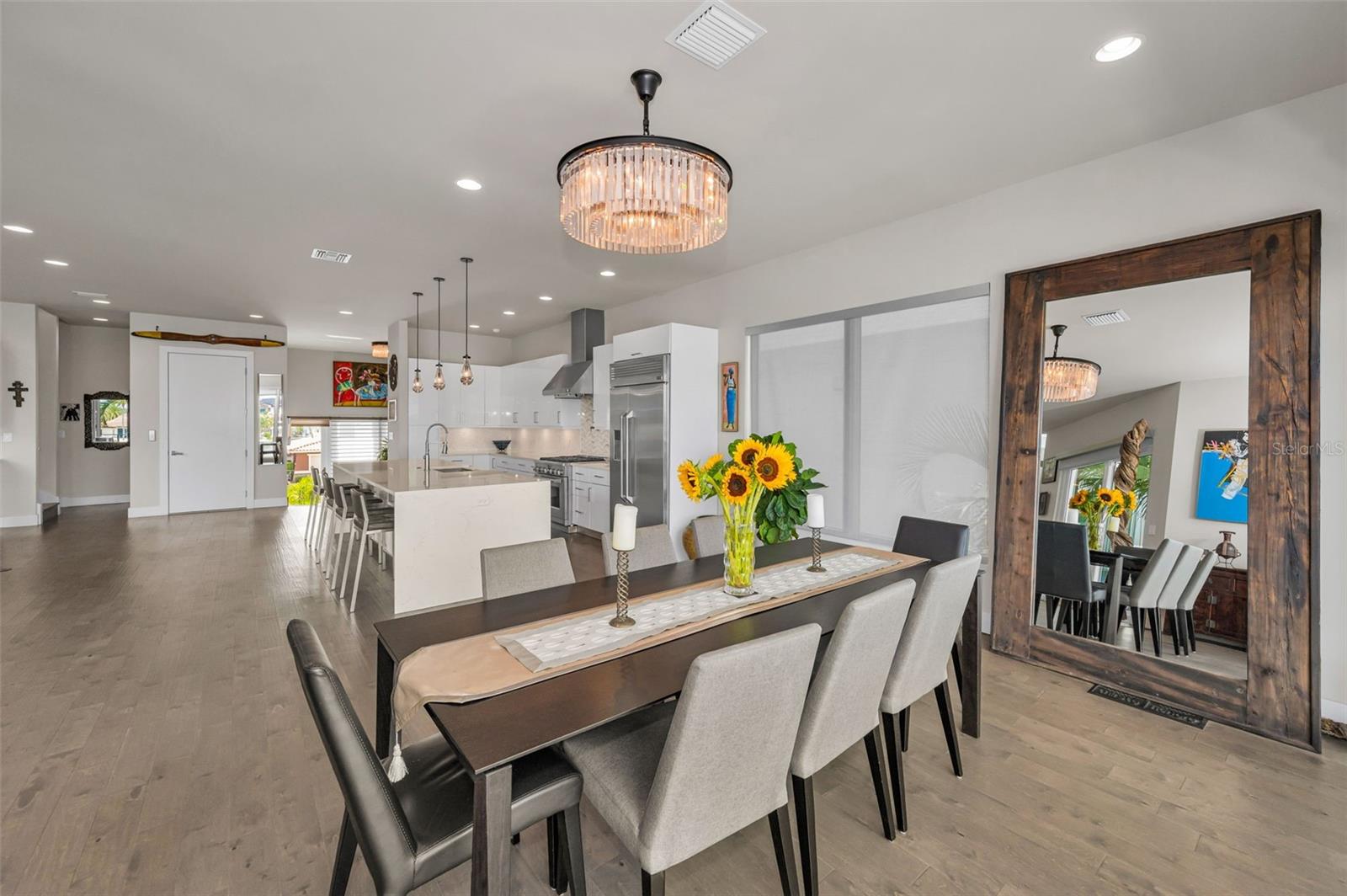 YACHT CLUB ESTATES - Residential