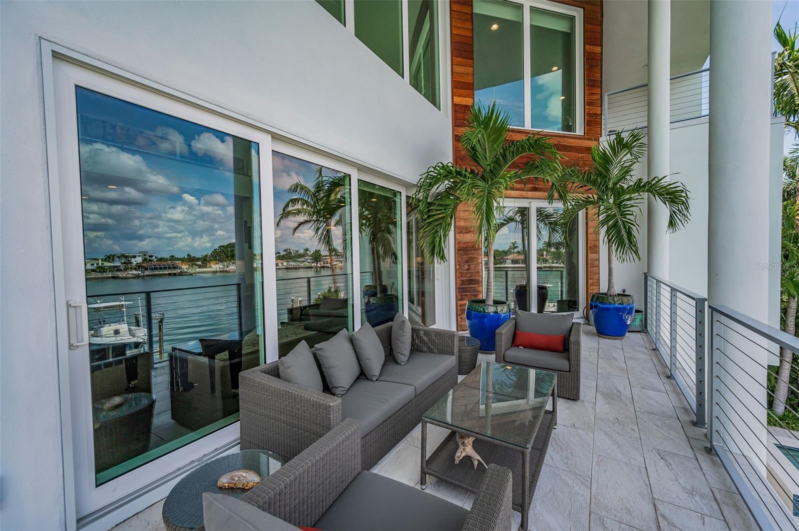 YACHT CLUB ESTATES - Residential