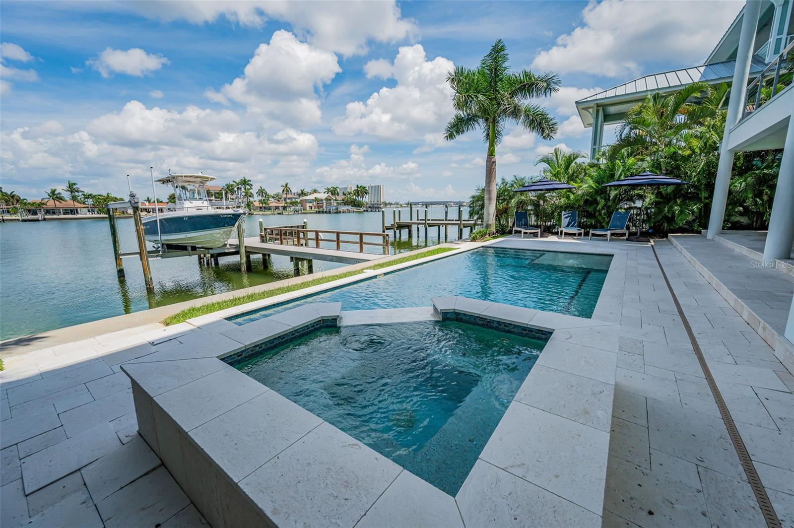 YACHT CLUB ESTATES - Residential