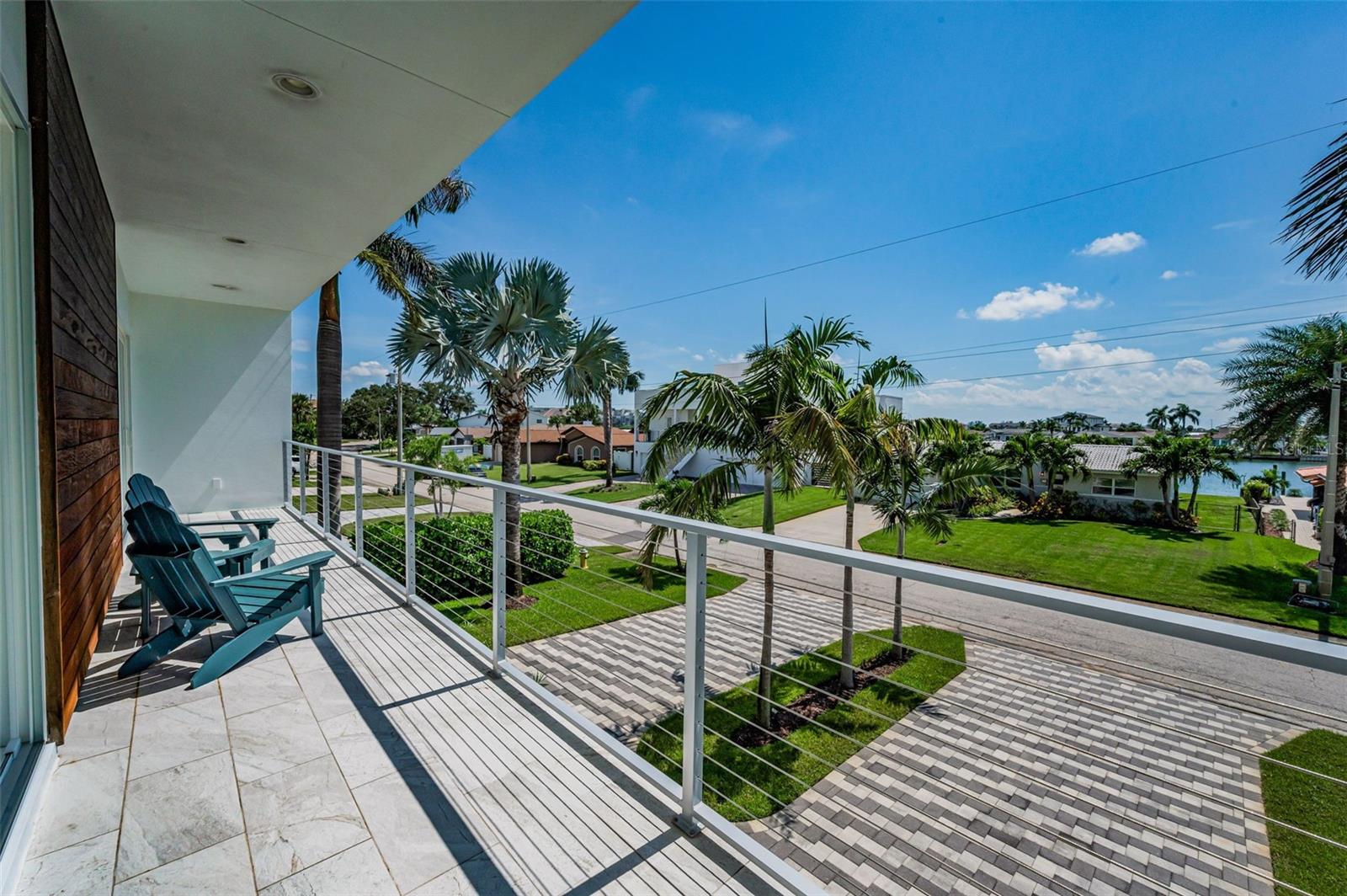 YACHT CLUB ESTATES - Residential