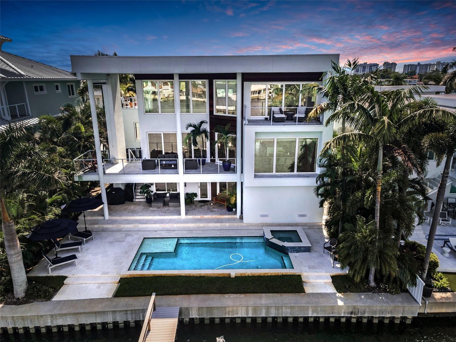 YACHT CLUB ESTATES - Residential