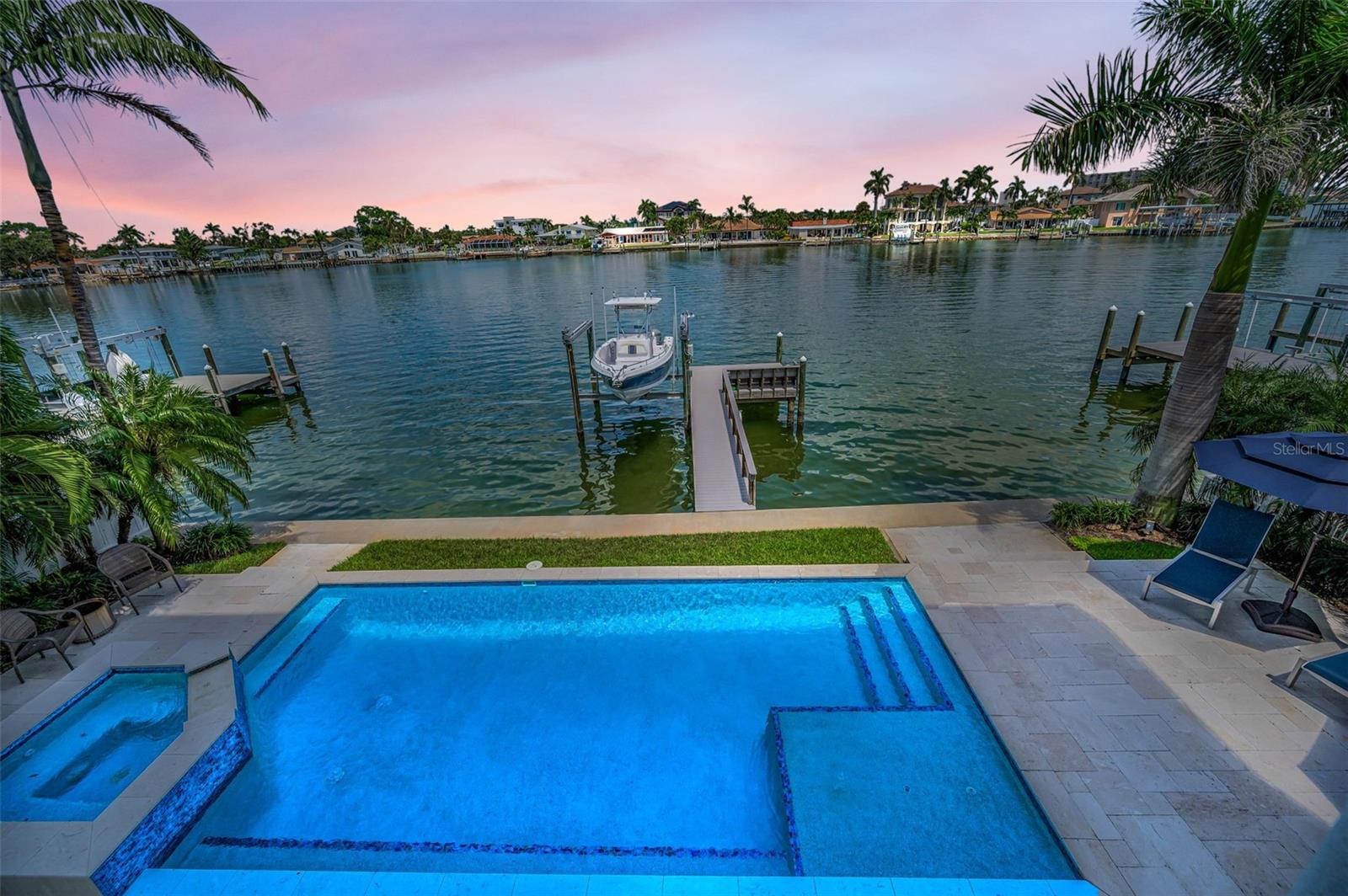 YACHT CLUB ESTATES - Residential