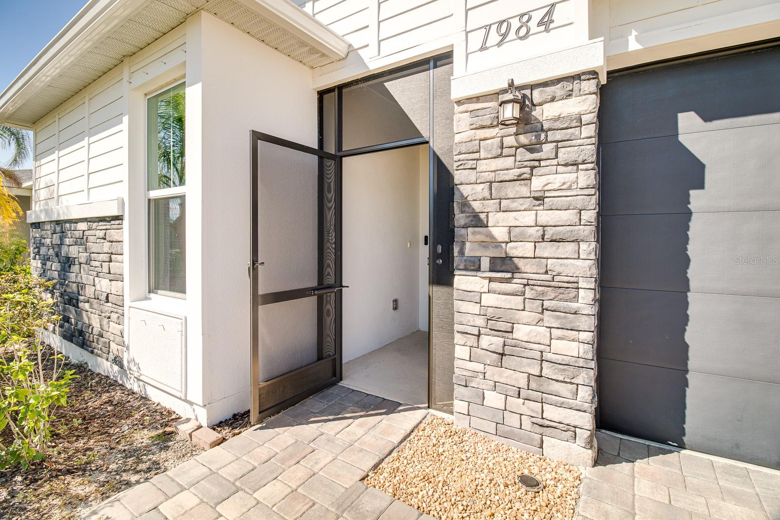 1984 MIDDLEBURY DRIVE SE