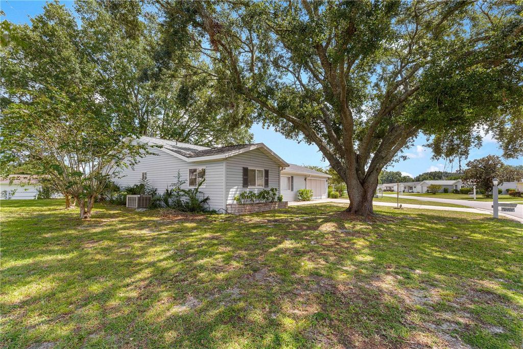 Photo of 17733 SE 95th Circle, Summerfield, FL 34491 (MLS # G5102084)