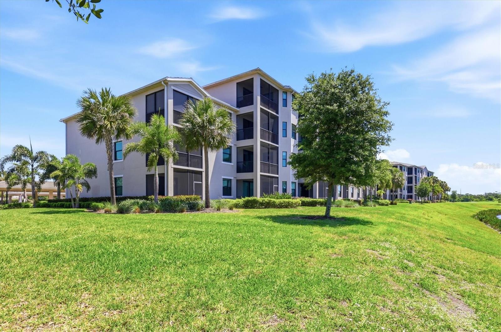 TERRACE V AT LAKEWOOD NATIONAL PH I - Residential