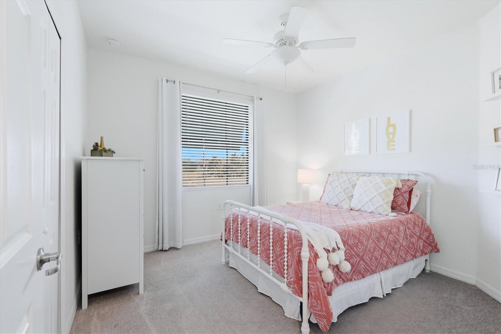 TERRACE V AT LAKEWOOD NATIONAL PH I - Residential