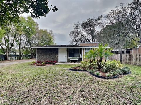 A home in APOPKA