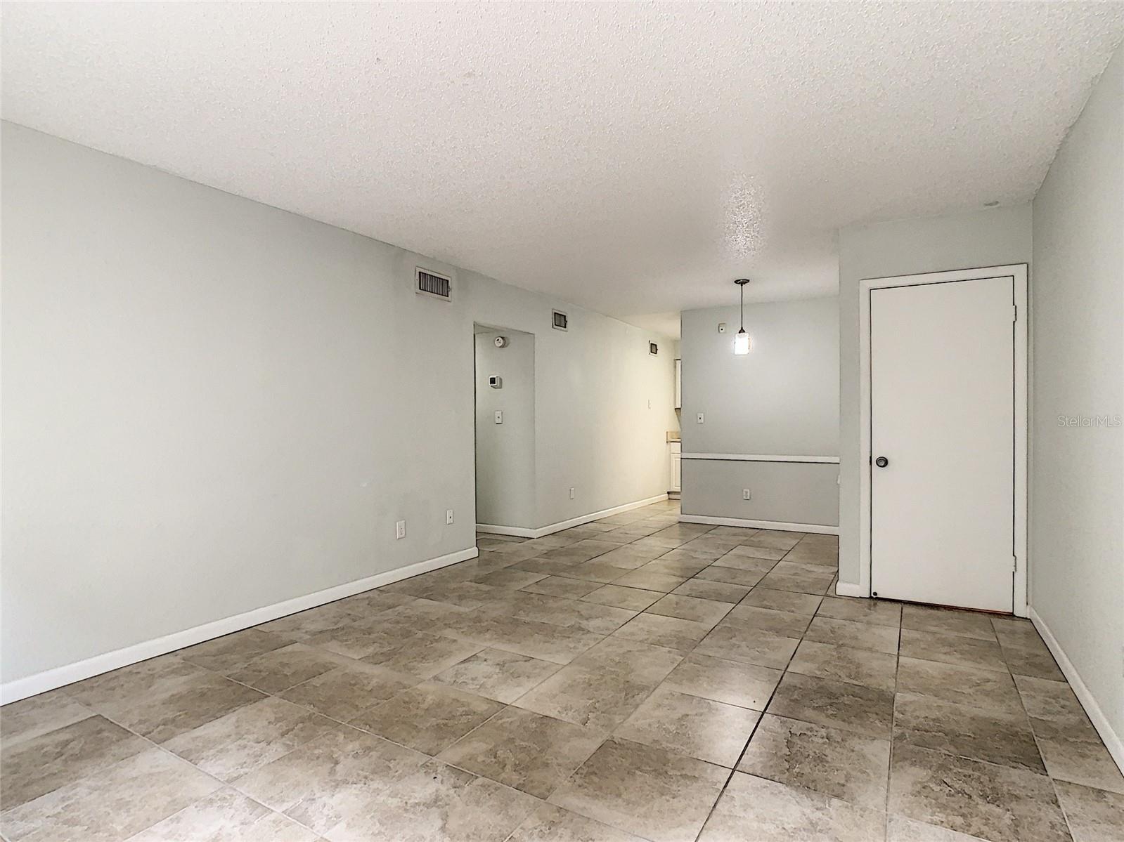 THORNTON PARK - Residential Lease