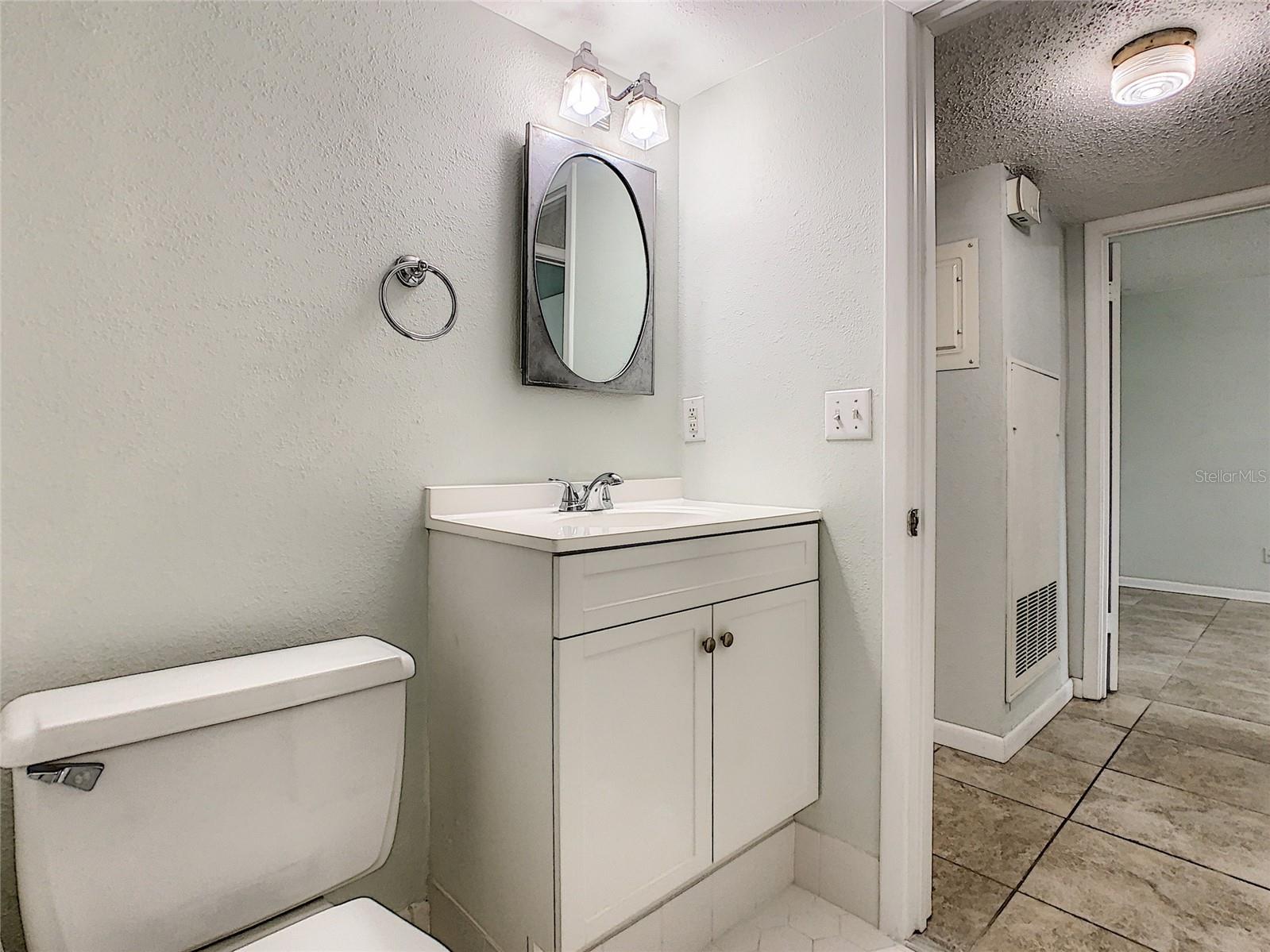 THORNTON PARK - Residential Lease