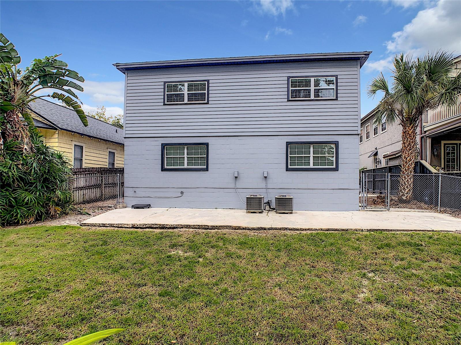 THORNTON PARK - Residential Lease