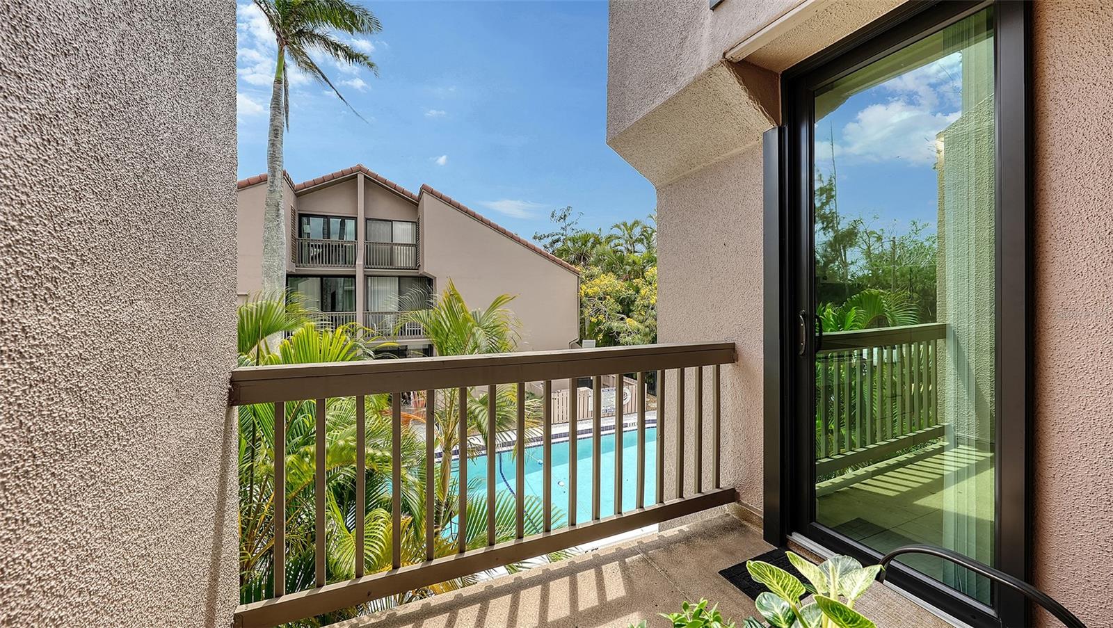 SANDY COVE III - Residential