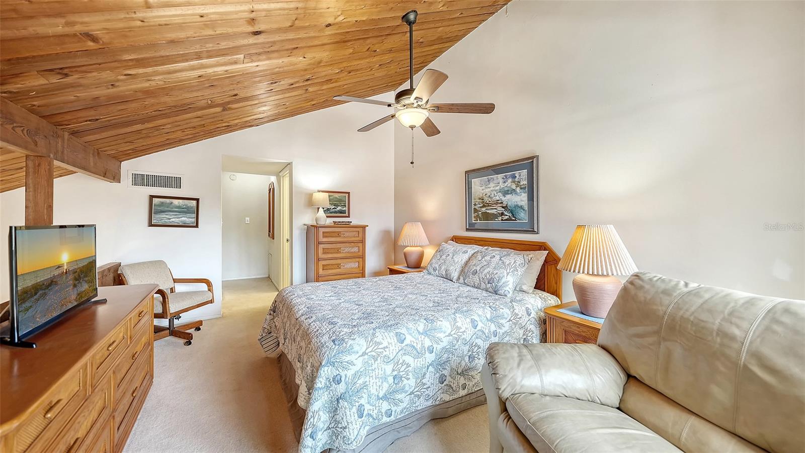 SANDY COVE III - Residential