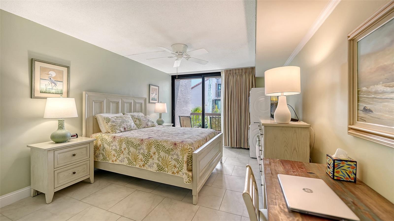 SANDY COVE III - Residential