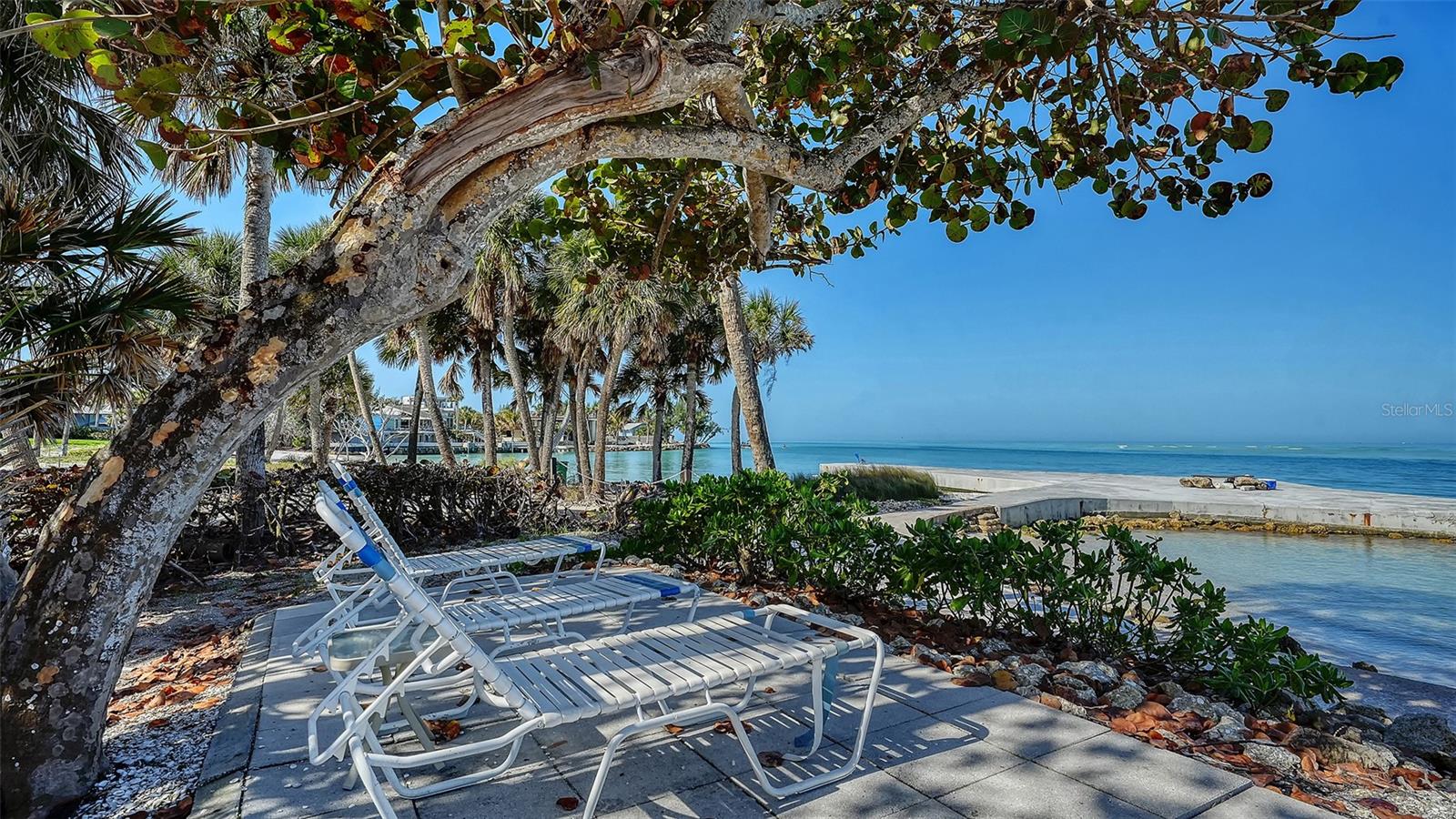 SANDY COVE III - Residential