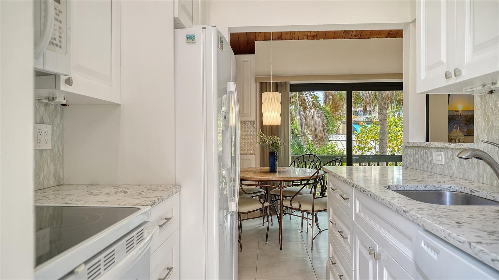 SANDY COVE III - Residential