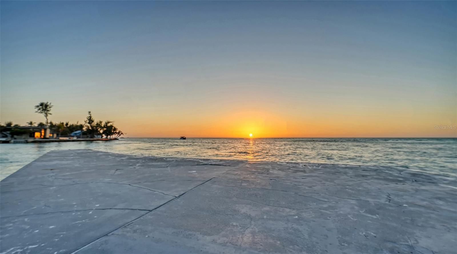 SANDY COVE III - Residential