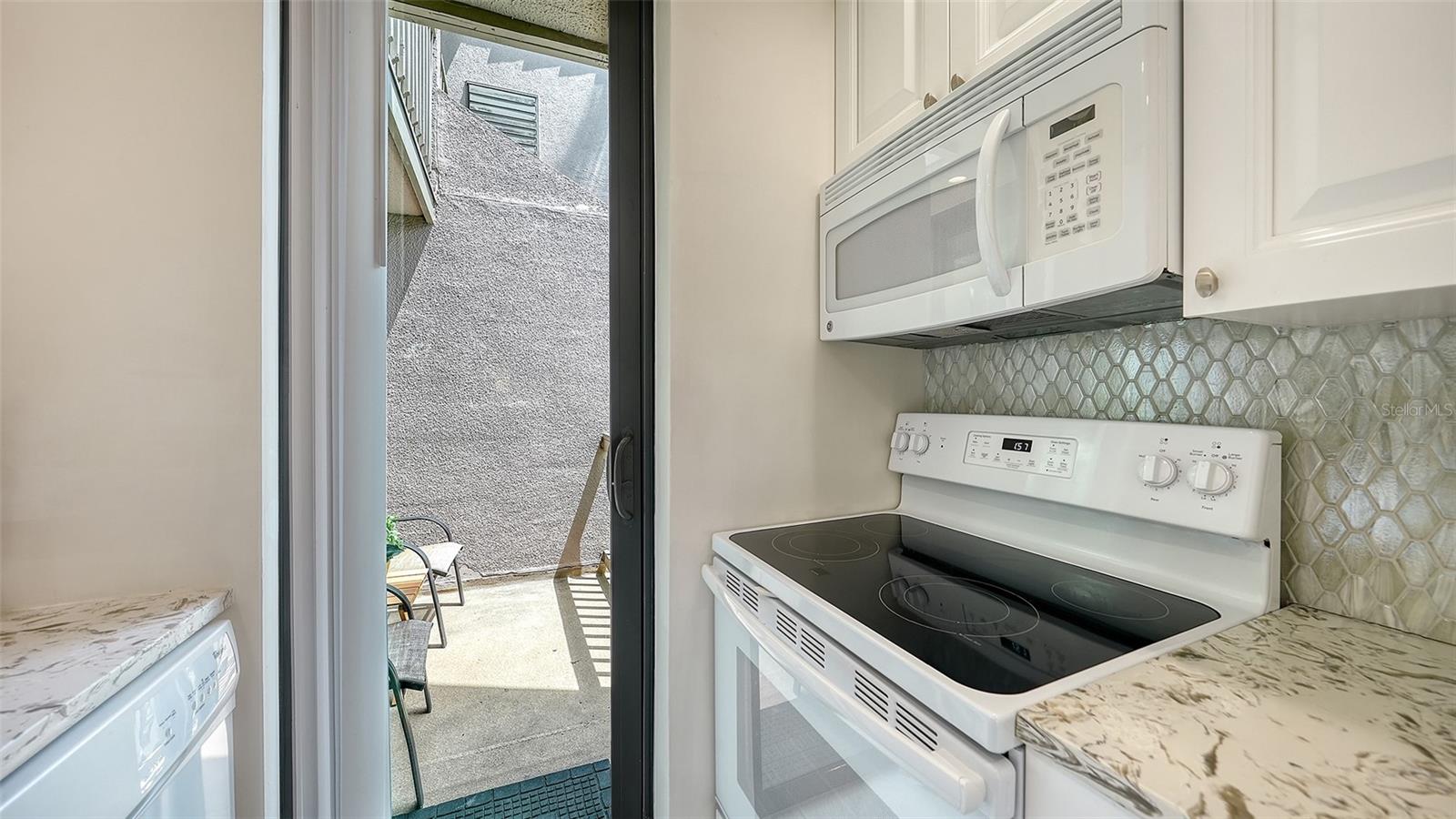 SANDY COVE III - Residential