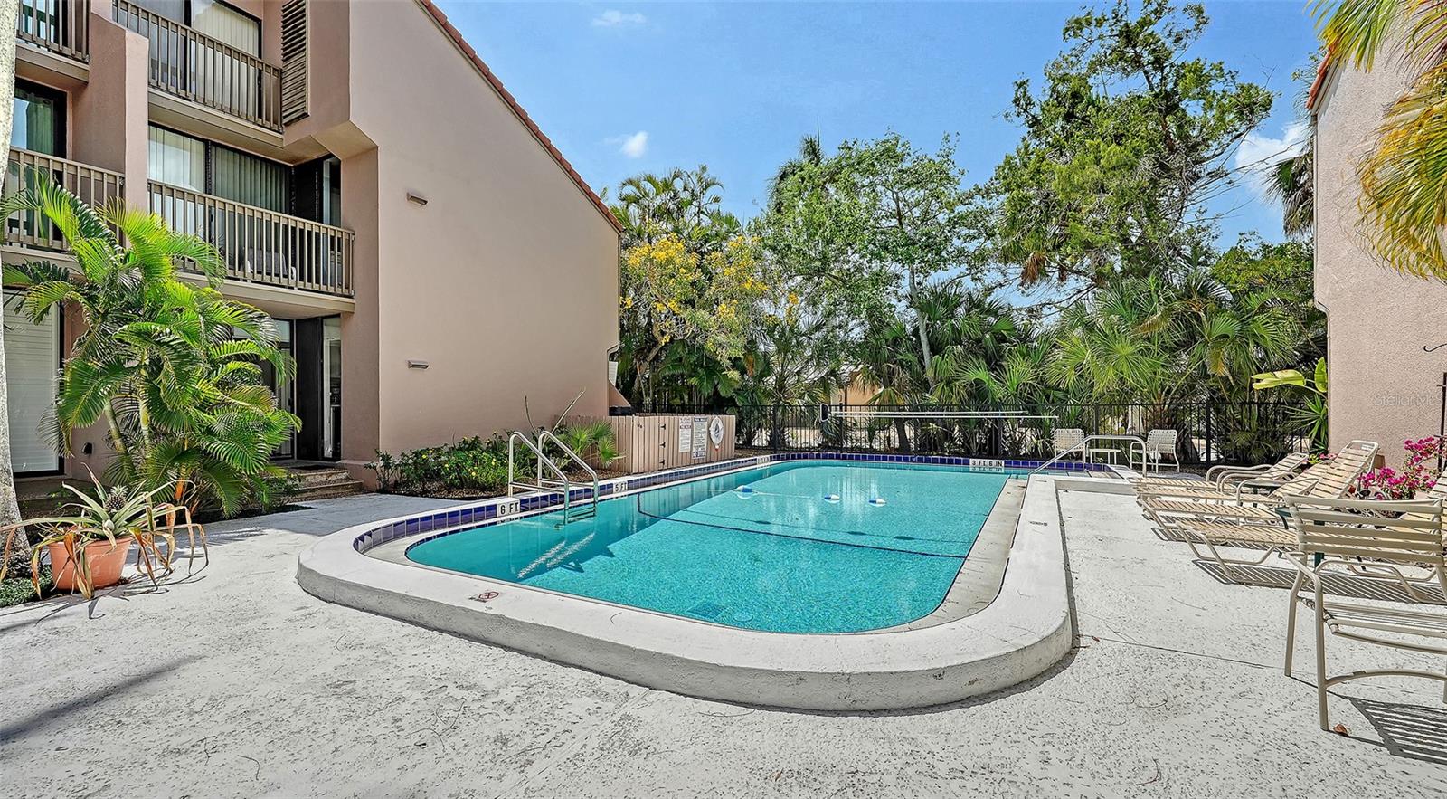 SANDY COVE III - Residential