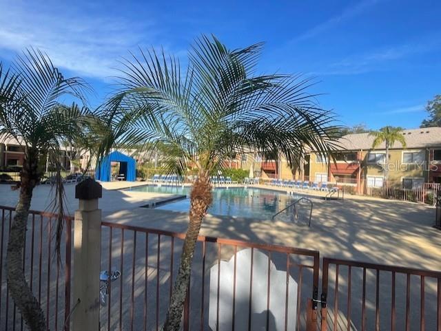 OXFORD SQUARE CONDO - Residential