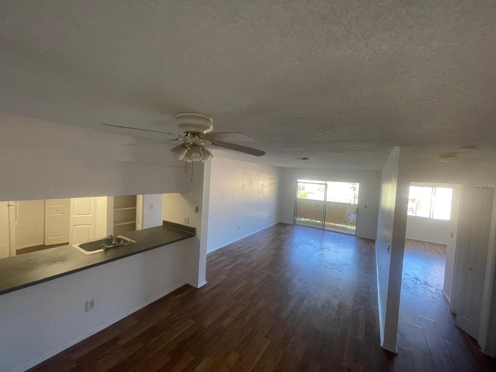 OXFORD SQUARE CONDO - Residential