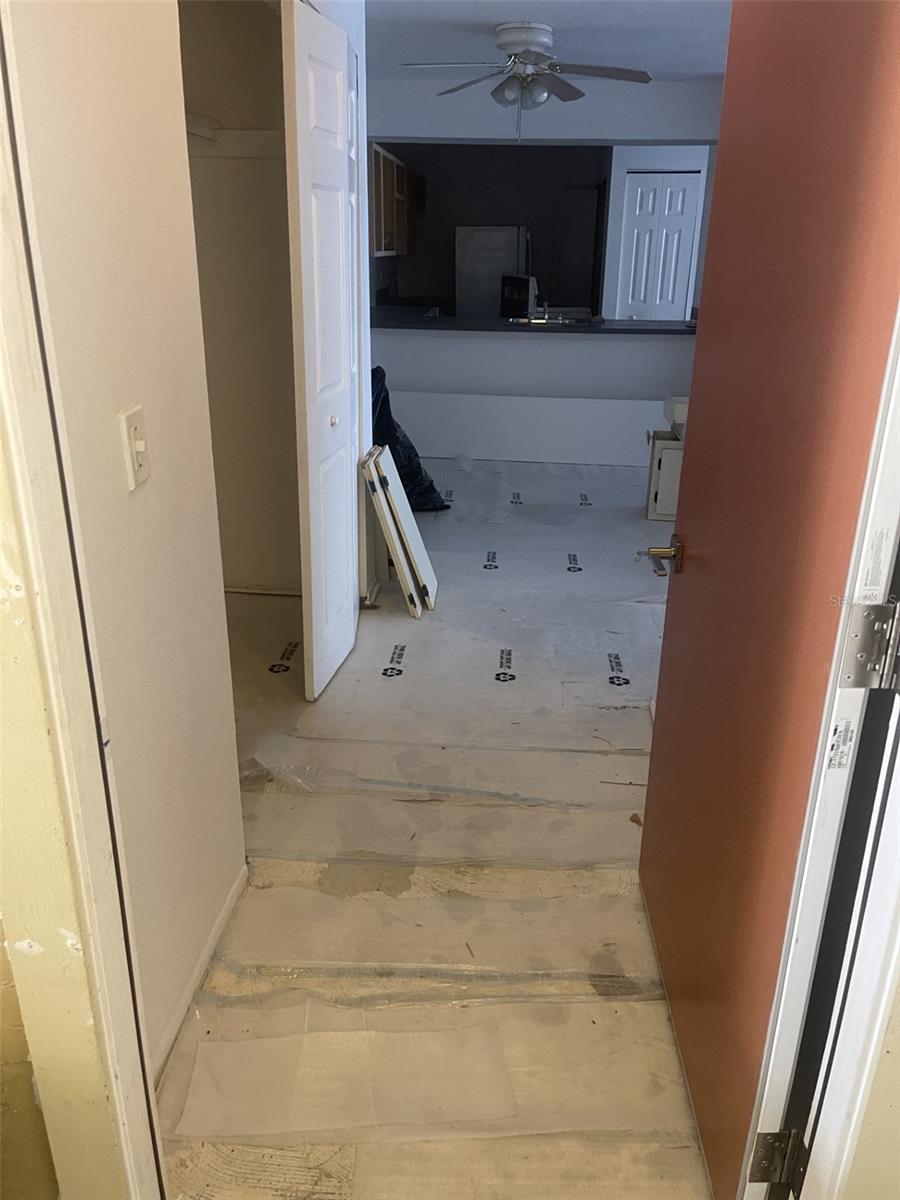 OXFORD SQUARE CONDO - Residential