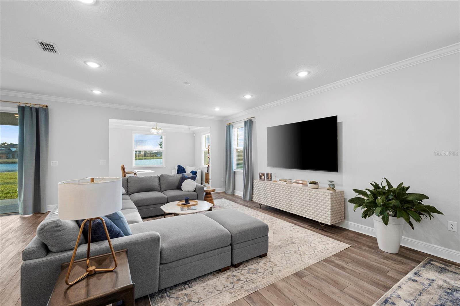 TWIN RIVERS PH V-A4 - Residential