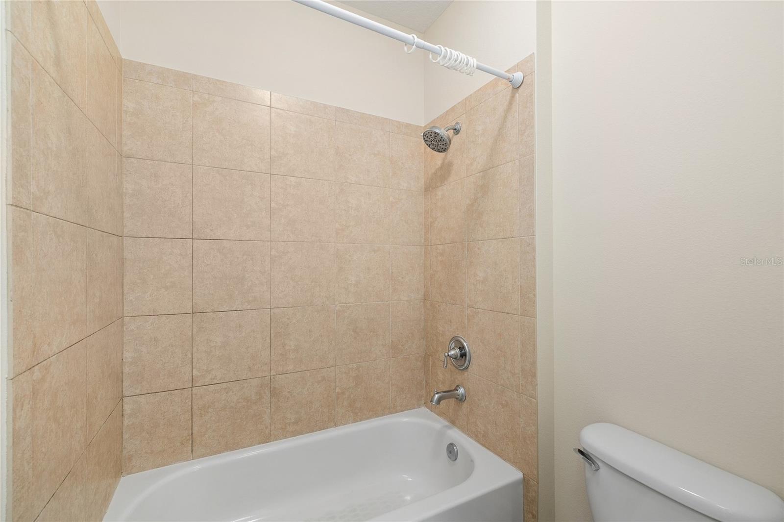 FISHHAWK RANCH PH 2 TR 1 - Residential