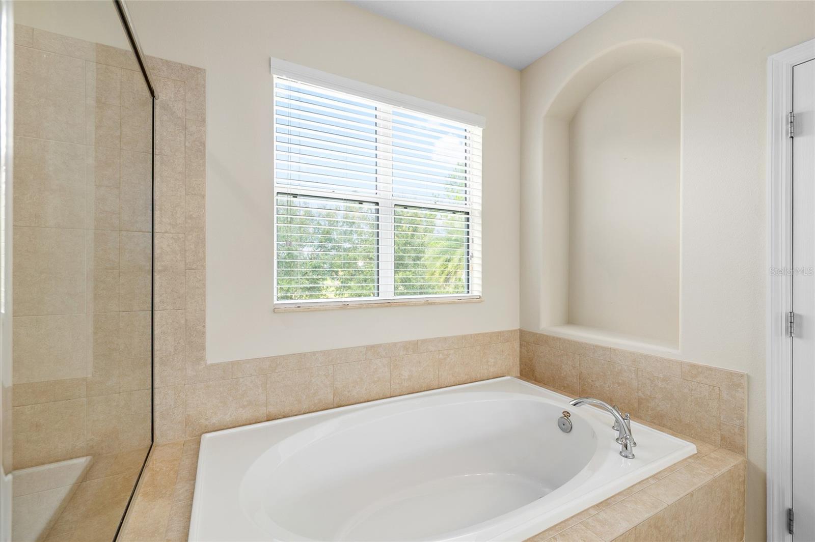 FISHHAWK RANCH PH 2 TR 1 - Residential