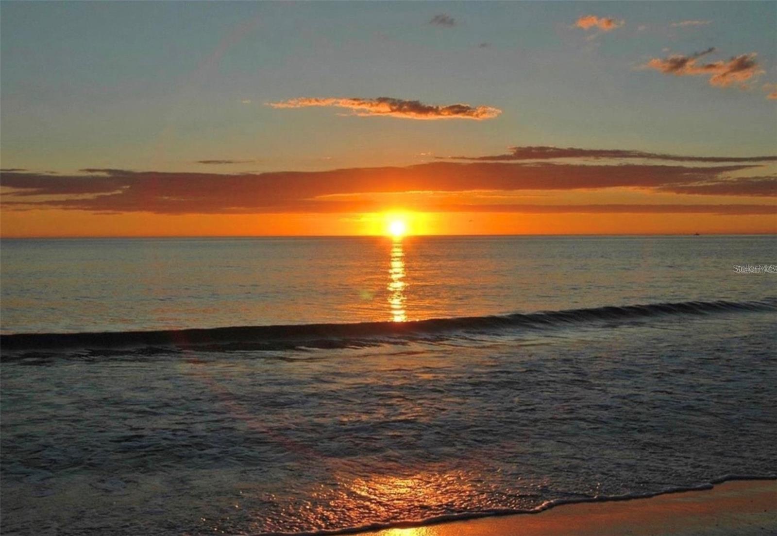 WINDWARD BAY AMD - Residential