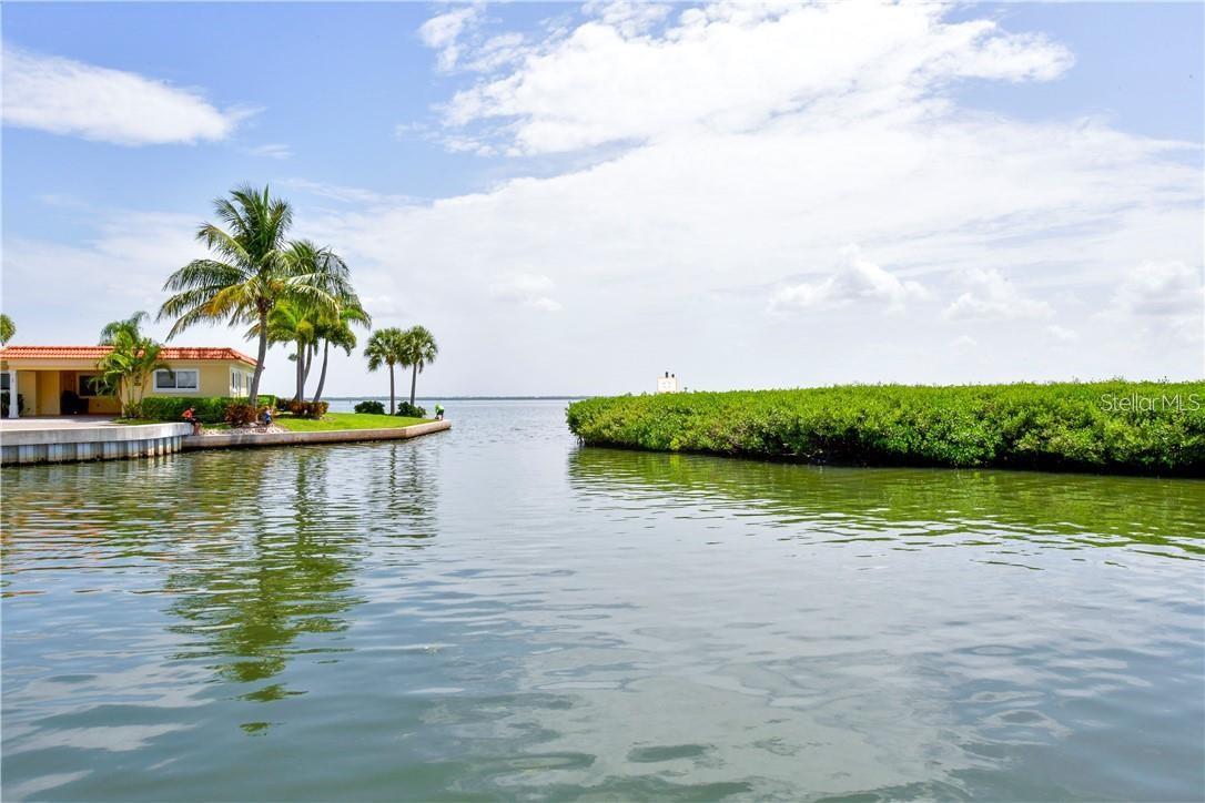 WINDWARD BAY AMD - Residential