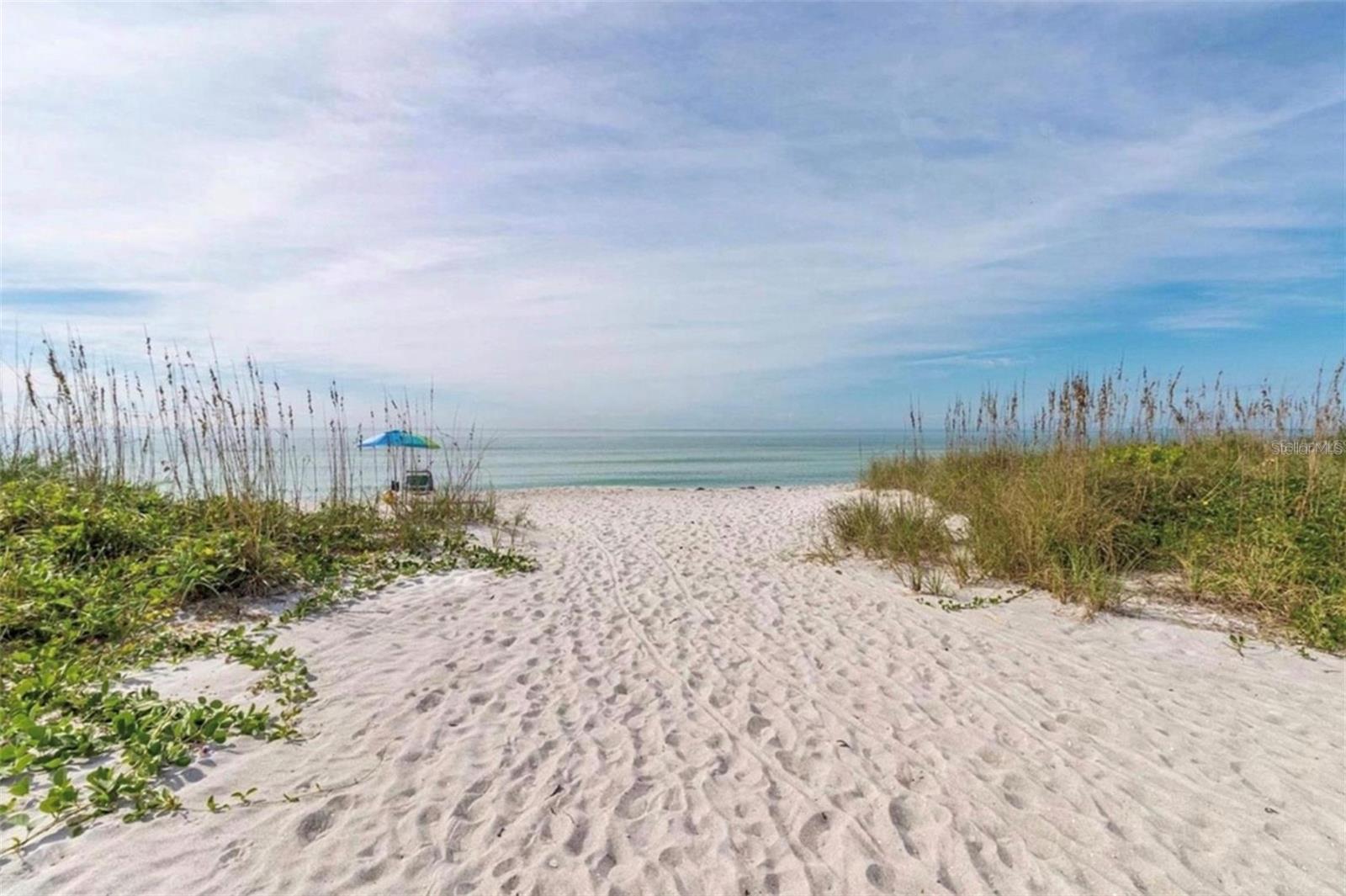 WINDWARD BAY AMD - Residential