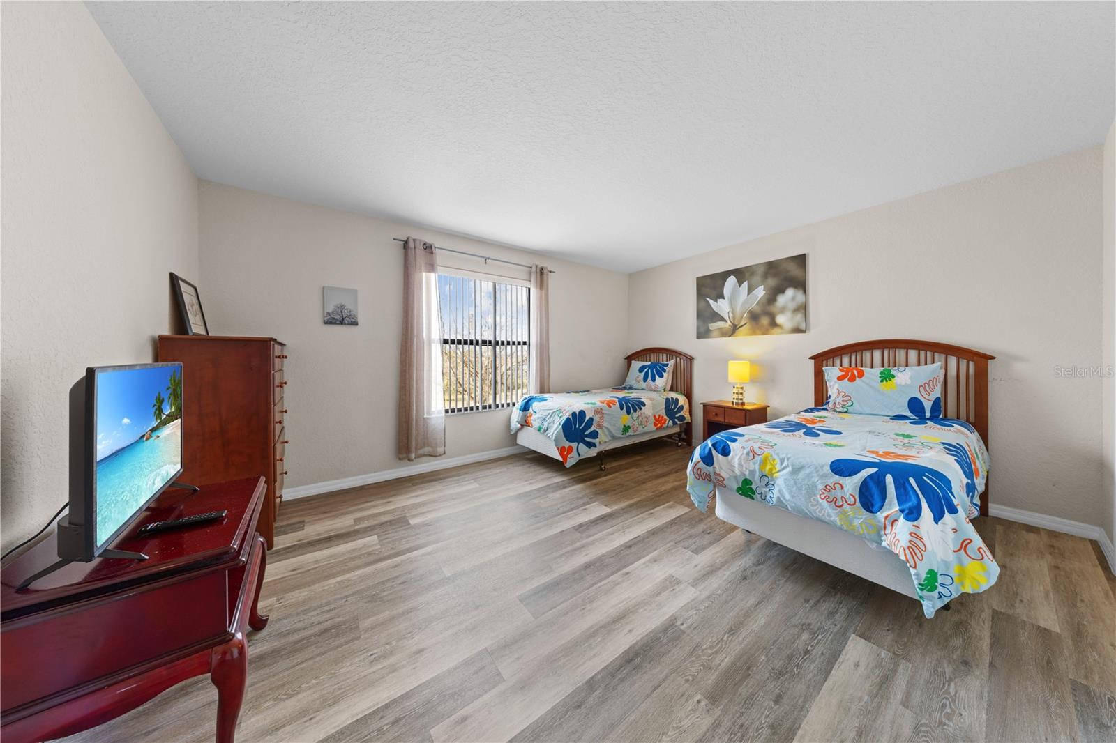 HIGH GROVE UNIT 02 - Residential