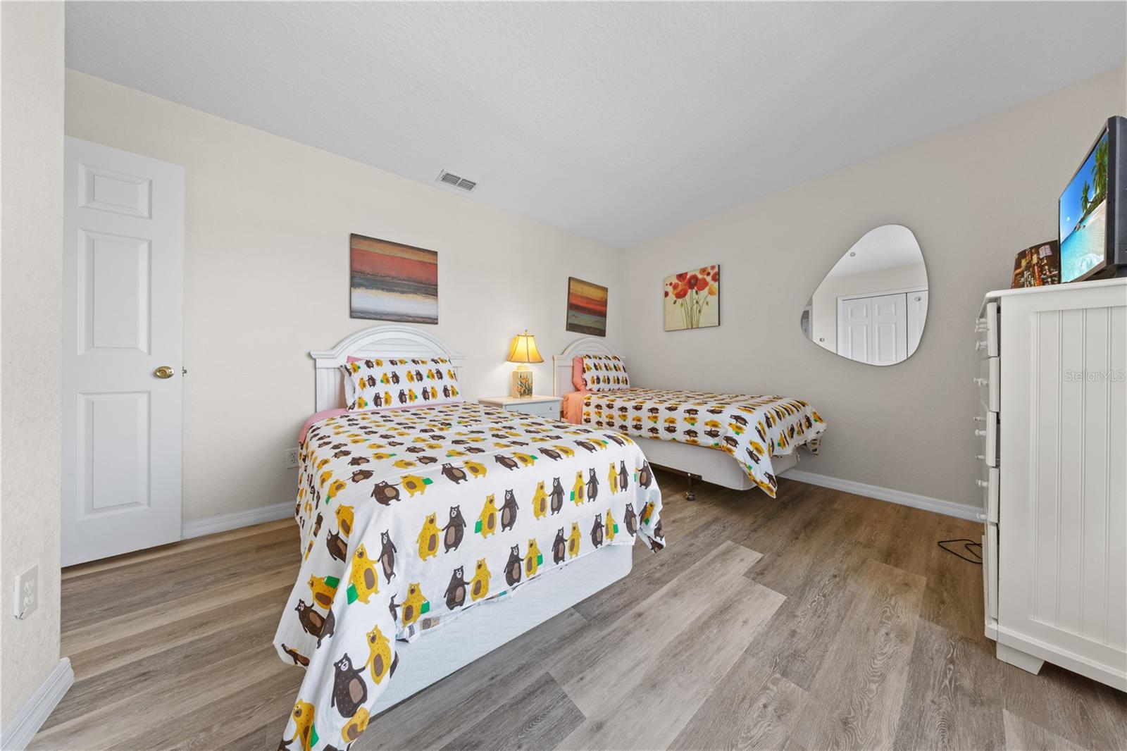 HIGH GROVE UNIT 02 - Residential