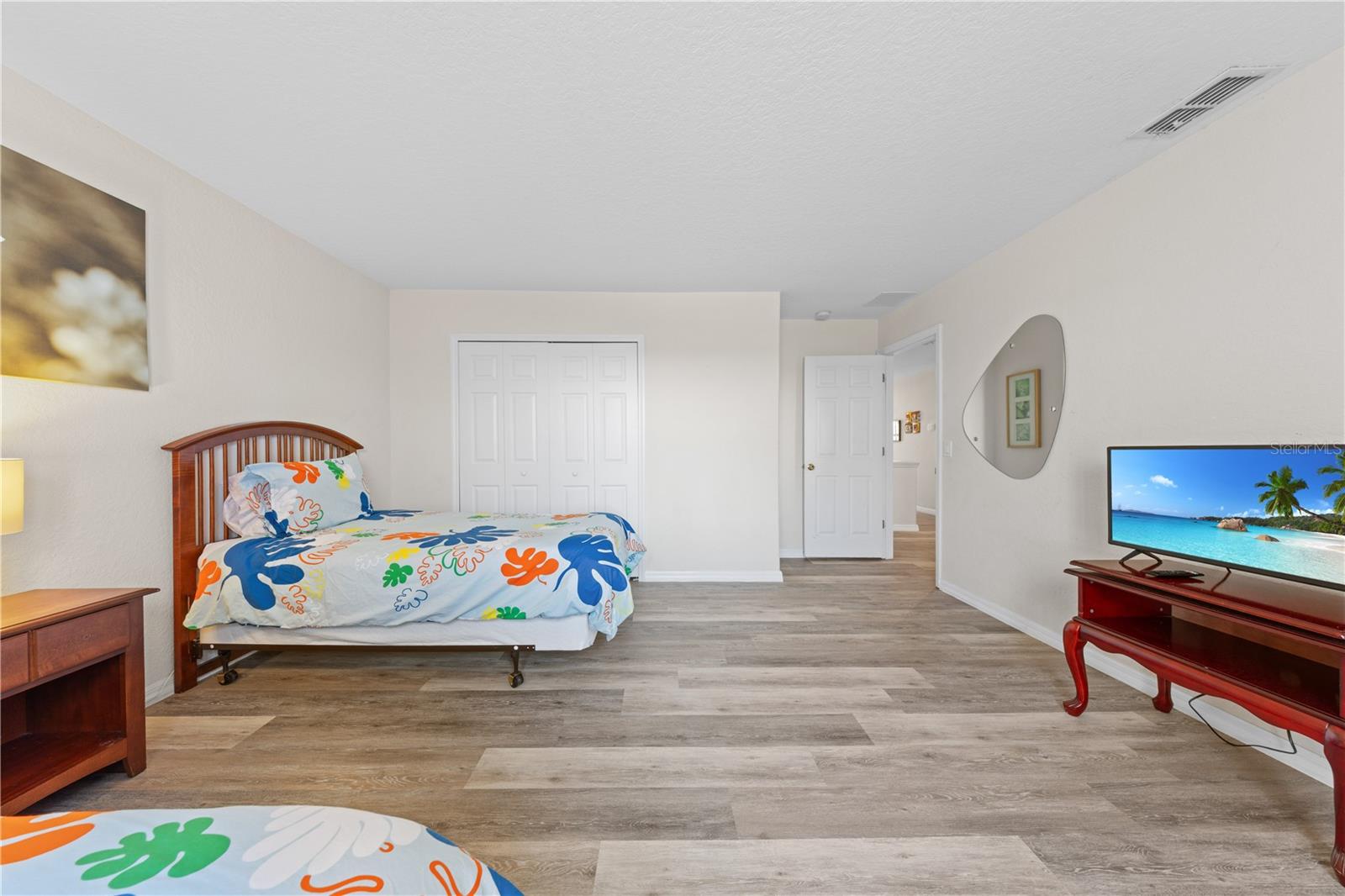 HIGH GROVE UNIT 02 - Residential