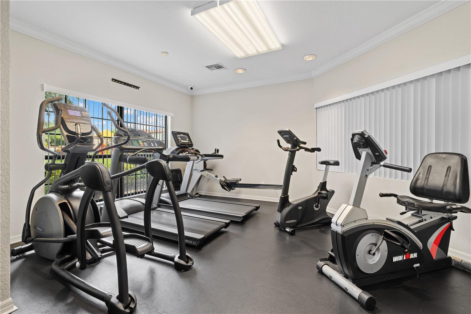 HIGH GROVE UNIT 02 - Residential