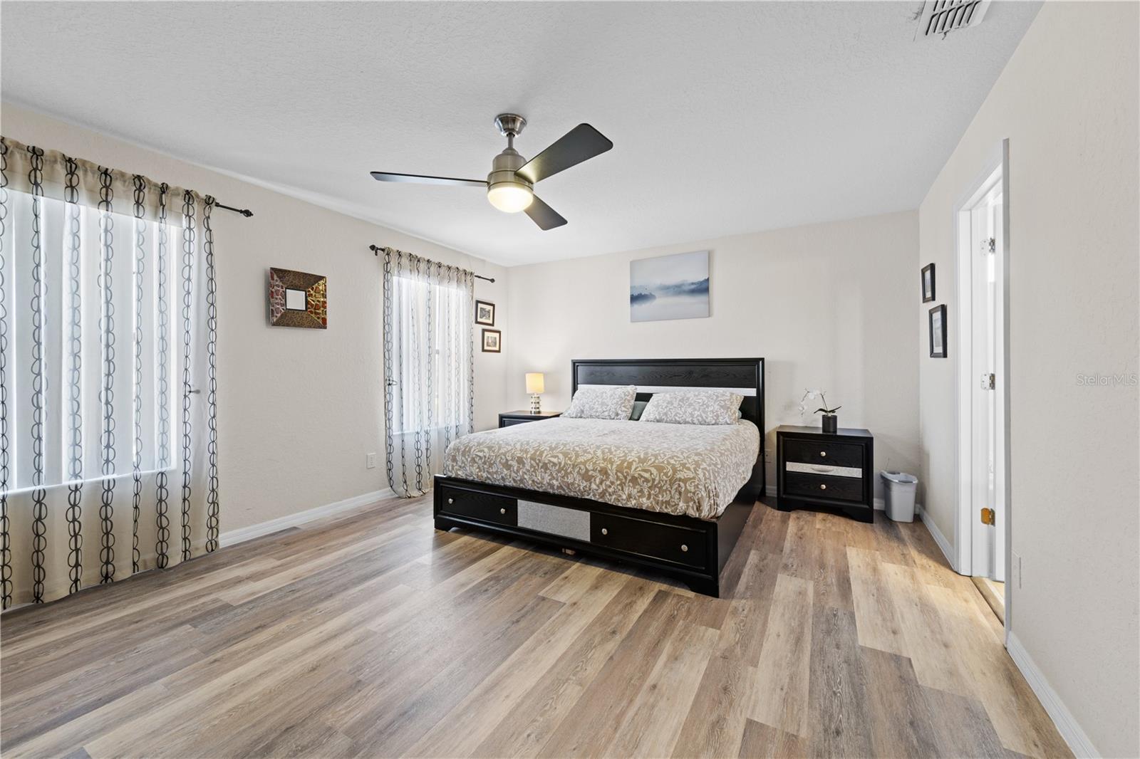 HIGH GROVE UNIT 02 - Residential