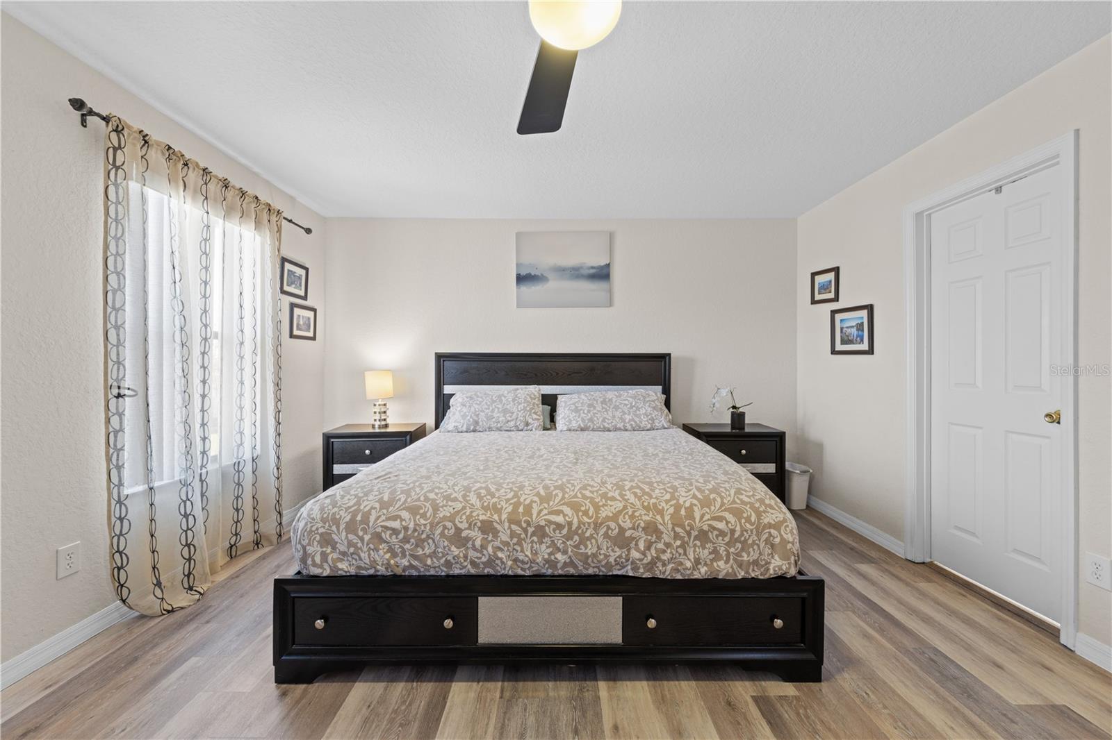 HIGH GROVE UNIT 02 - Residential