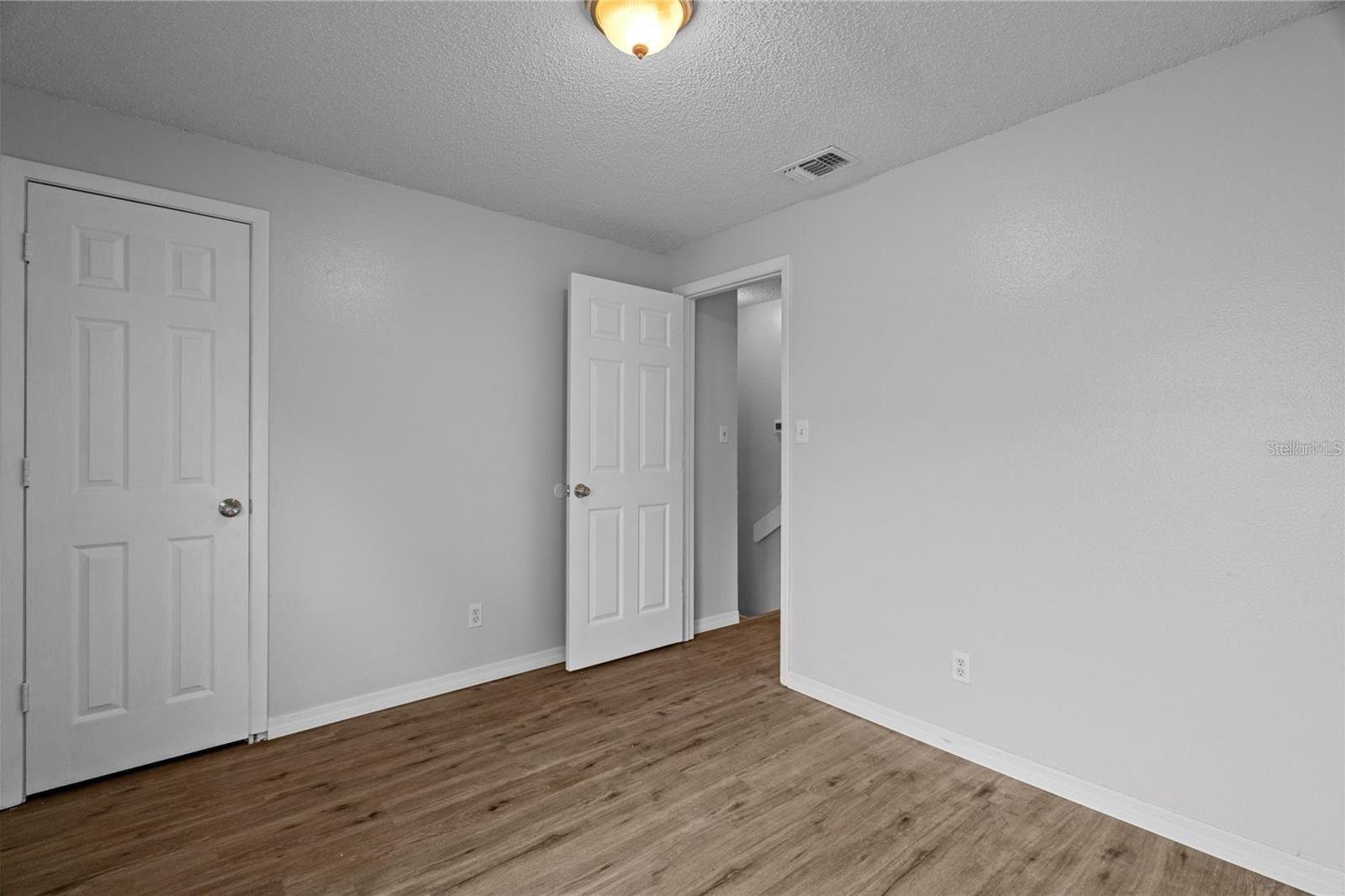 WASHINGTON SQUARE TOWNHOME CON - Residential