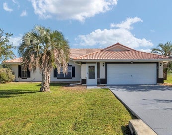 5 HICKORY LOOP OCALA FL 34472