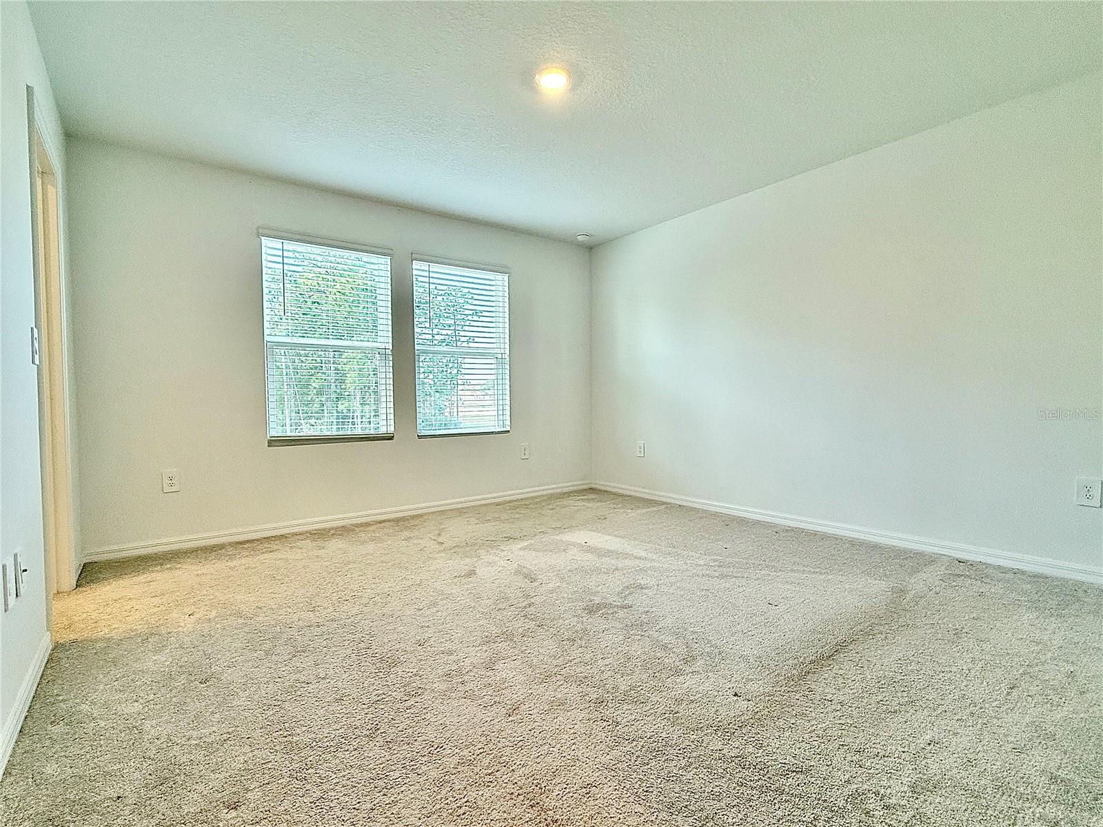 MARION CREEK ESTATES - Residential Lease