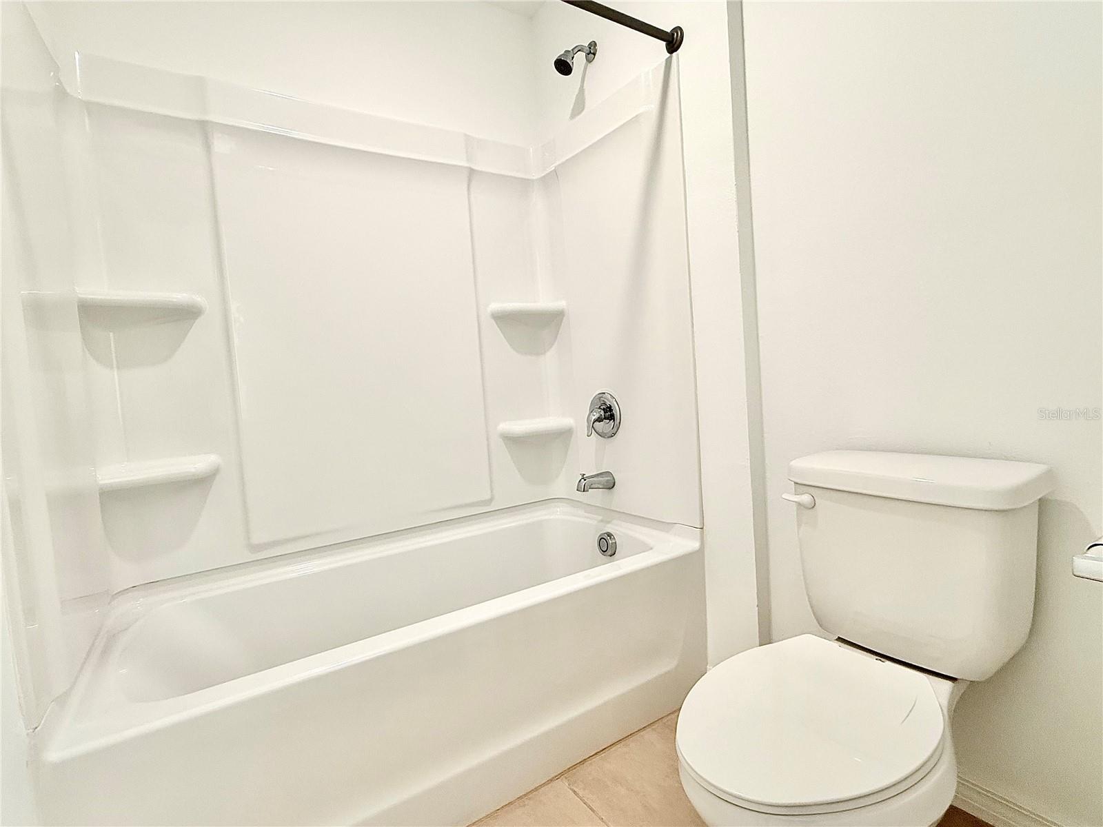 MARION CREEK ESTATES - Residential Lease